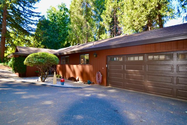 14997 Echo Ridge Dr, Nevada City, CA 95959