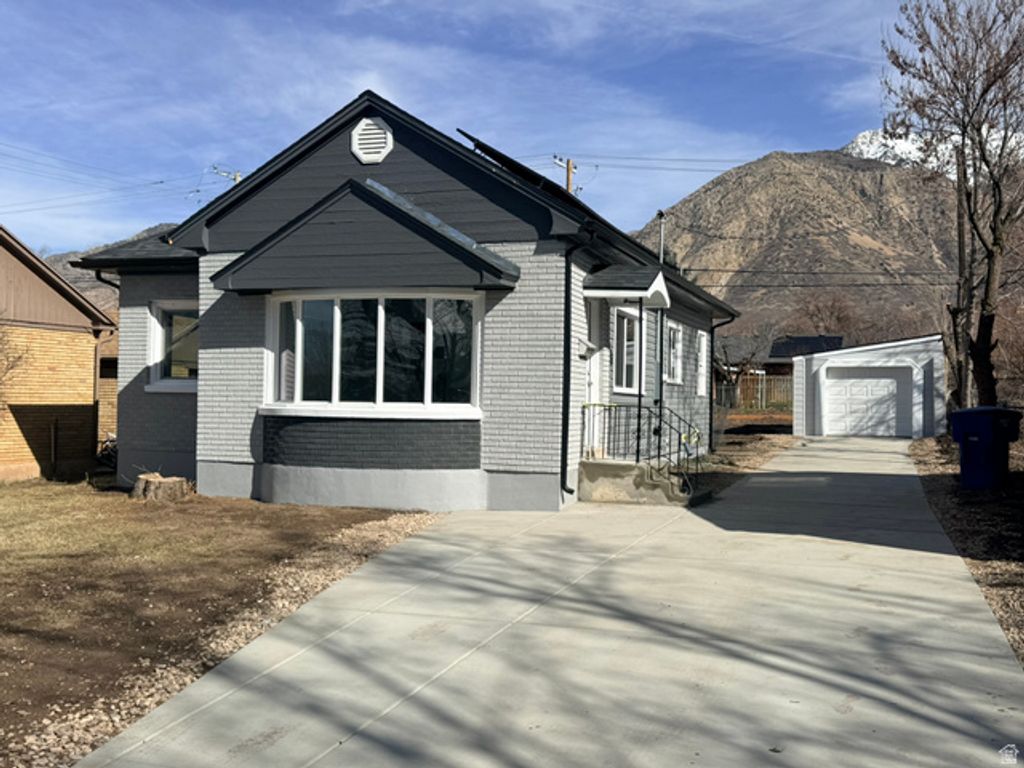 3254 QUINCY AVE, Ogden, UT 84403