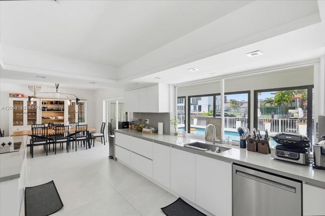 3321 NE 170th Street 3321, North Miami Beach, FL 33160