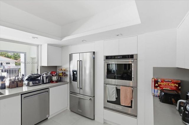 3321 NE 170th Street 3321, North Miami Beach, FL 33160