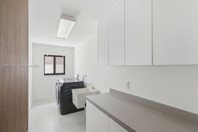3321 NE 170th Street 3321, North Miami Beach, FL 33160