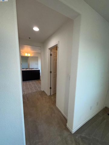 2746 Gracie Pl, Fairfield, CA 94533