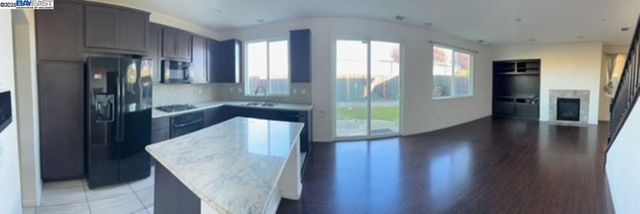 2746 Gracie Pl, Fairfield, CA 94533