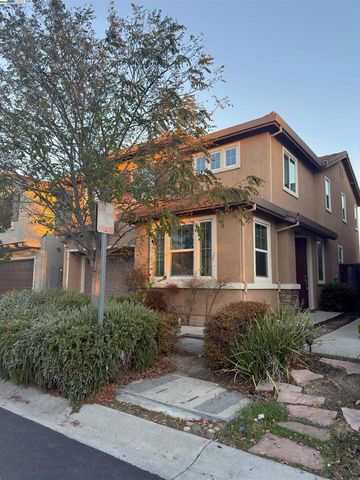 2746 Gracie Pl, Fairfield, CA 94533