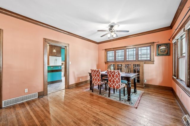 242 S Volutsia Ave, Wichita, KS 67211