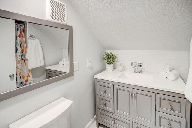 425 Great Elm Way 425, Acton, MA 01718