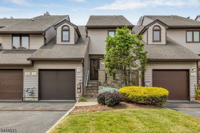30 Davey Dr, West Orange Twp., NJ 07052