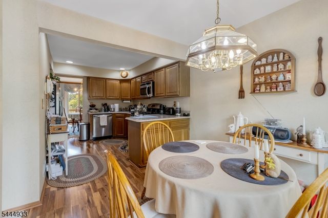 30 Davey Dr, West Orange Twp., NJ 07052