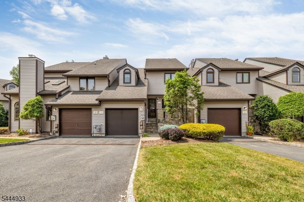 30 Davey Dr, West Orange Twp., NJ 07052
