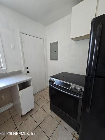 639 W 46TH Street, Jacksonville, FL 32208