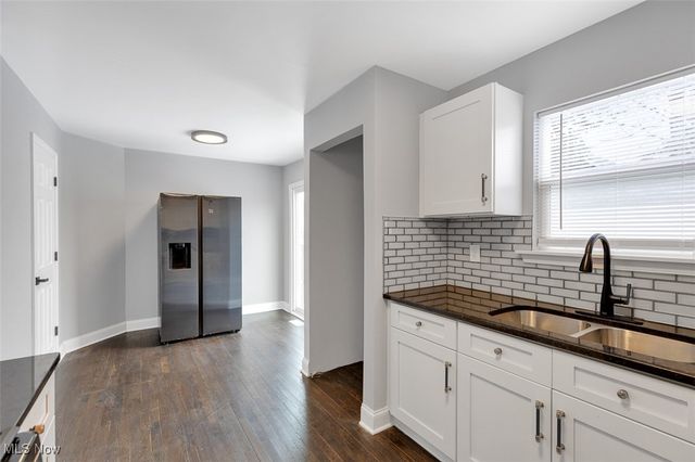 1239 E 168th Street, Cleveland, OH 44110