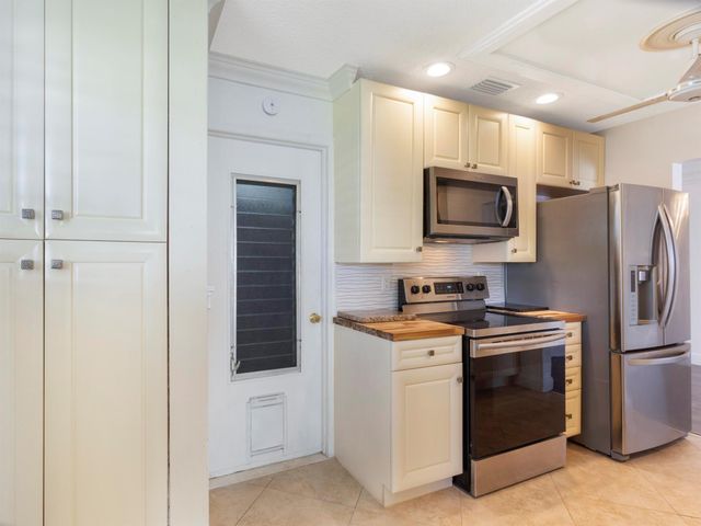 1315 SW 20th Street, Boynton Beach, FL 33426