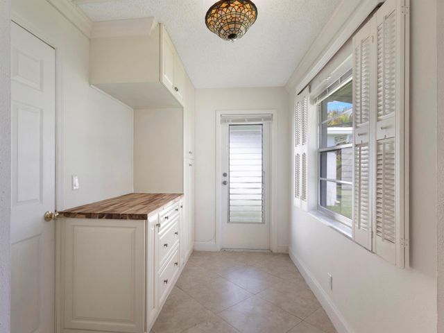 1315 SW 20th Street, Boynton Beach, FL 33426