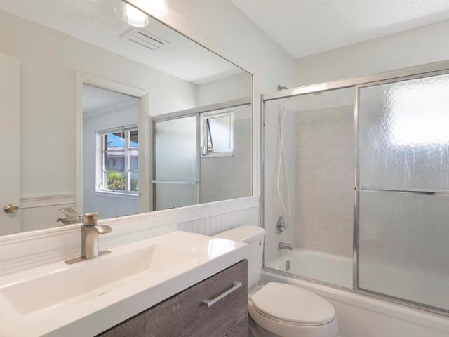 1315 SW 20th Street, Boynton Beach, FL 33426