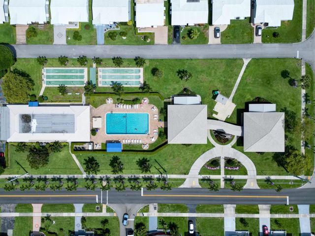 1315 SW 20th Street, Boynton Beach, FL 33426