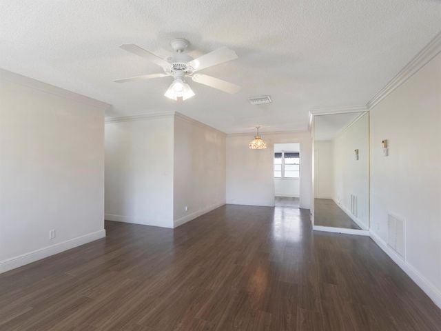 1315 SW 20th Street, Boynton Beach, FL 33426