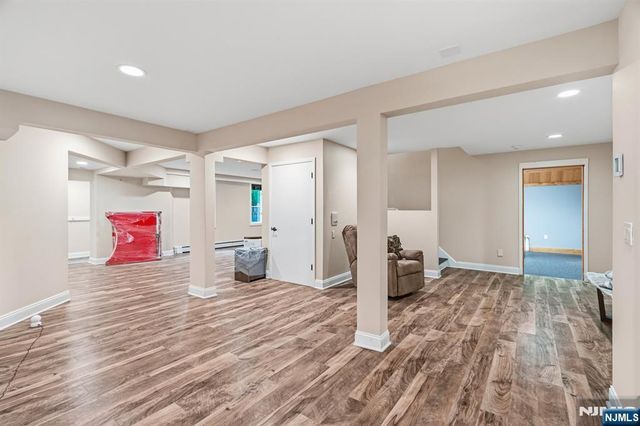 74 Sherwood Road, Norwood, NJ 07648