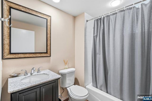 74 Sherwood Road, Norwood, NJ 07648
