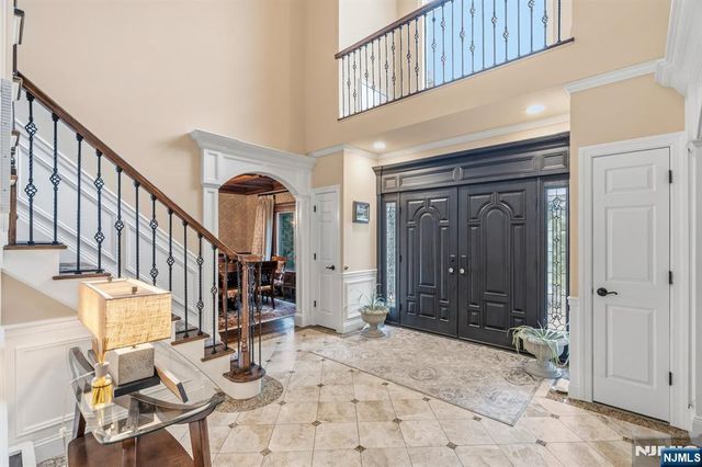 74 Sherwood Road, Norwood, NJ 07648