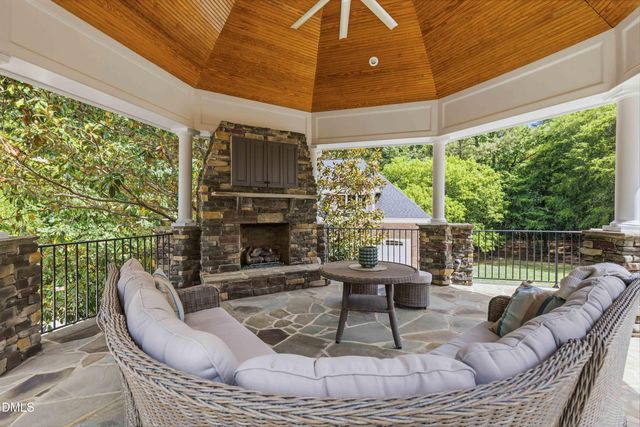 501 Vista Del Lago Lane, Wake Forest, NC 27587