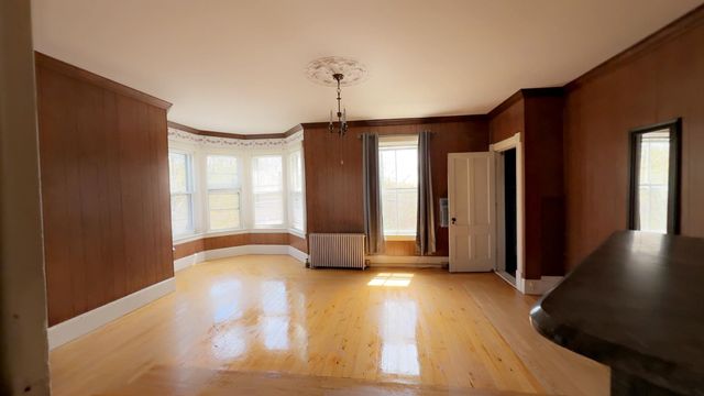 12 Prospect Street, Hinsdale, NH 03451