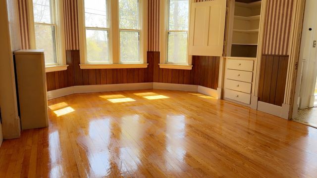 12 Prospect Street, Hinsdale, NH 03451