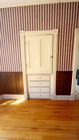 12 Prospect Street, Hinsdale, NH 03451