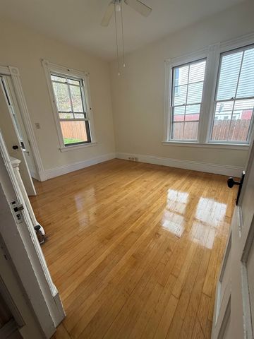 12 Prospect Street, Hinsdale, NH 03451