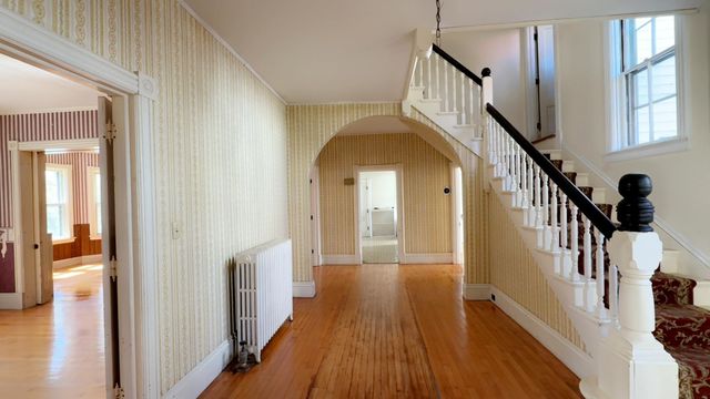 12 Prospect Street, Hinsdale, NH 03451