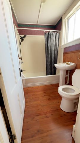 12 Prospect Street, Hinsdale, NH 03451