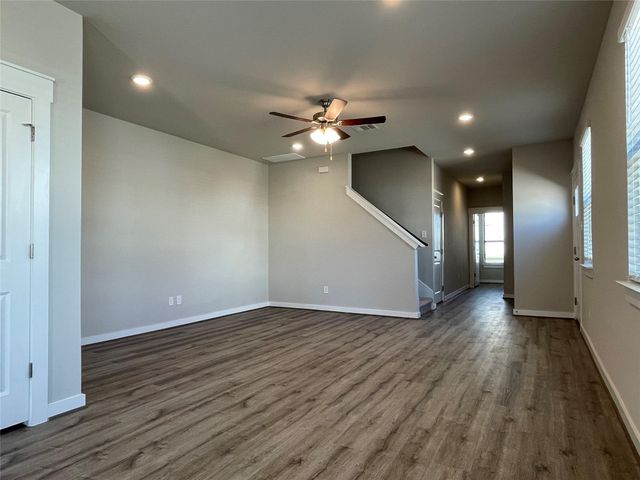 441 Fieldwood DR D, Buda, TX 78610