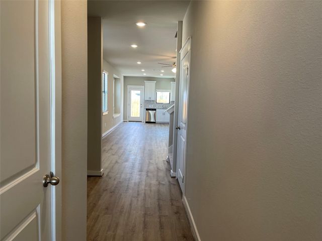 441 Fieldwood DR D, Buda, TX 78610