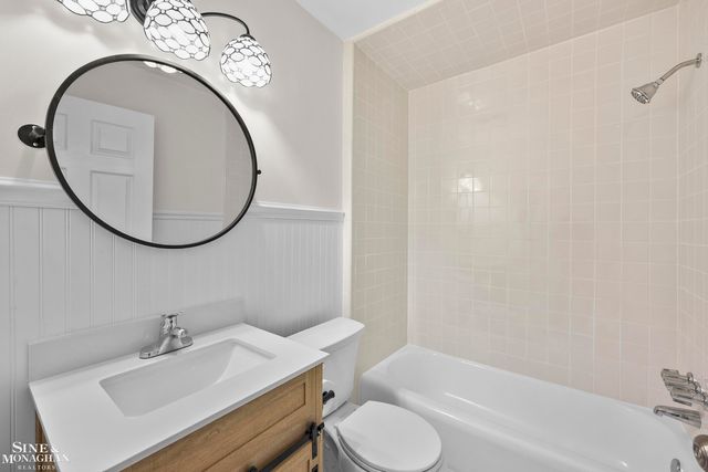 21531 Timberidge Street, St Clair Shores, MI 48082