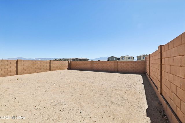 937 W Calle Cuarzo, Sahuarita, AZ 85629