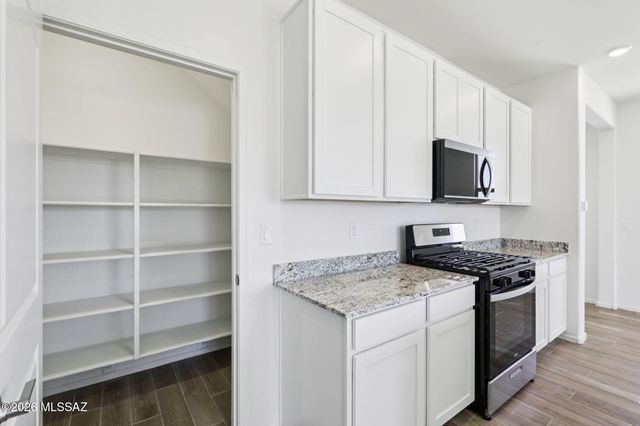 937 W Calle Cuarzo, Sahuarita, AZ 85629