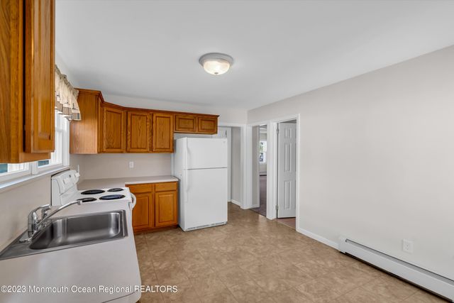 408 Newport Avenue, Ocean Gate, NJ 08740