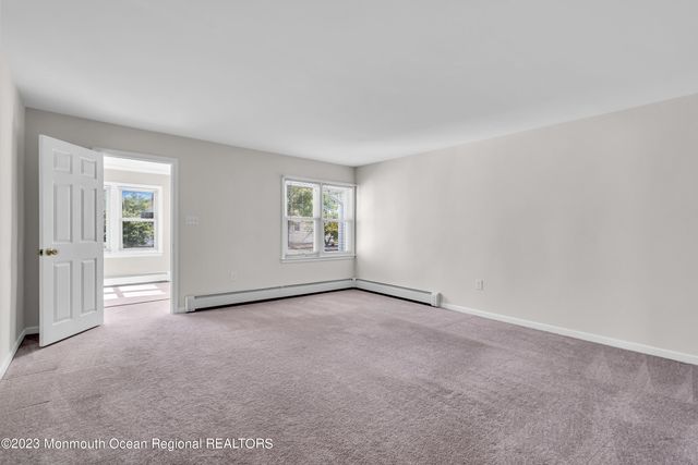408 Newport Avenue, Ocean Gate, NJ 08740