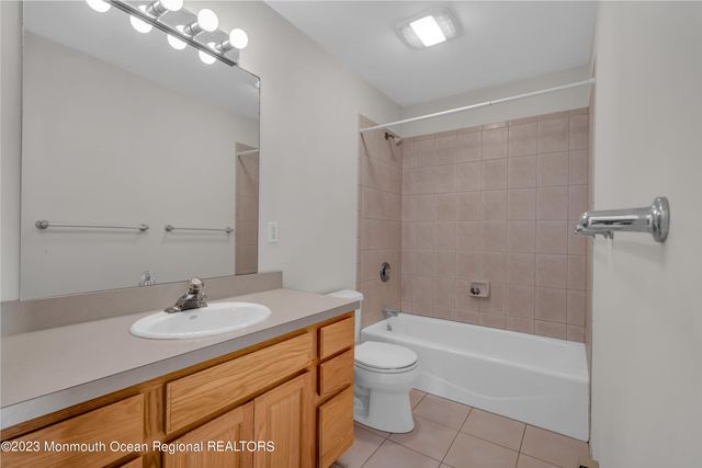 408 Newport Avenue, Ocean Gate, NJ 08740