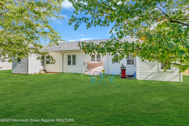 408 Newport Avenue, Ocean Gate, NJ 08740