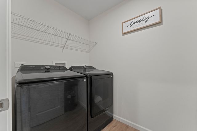 1017 Kessler Drive, Mundelein, IL 60060