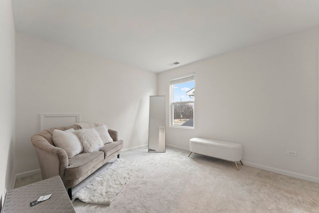 1017 Kessler Drive, Mundelein, IL 60060