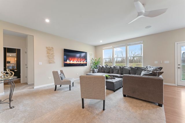 1017 Kessler Drive, Mundelein, IL 60060