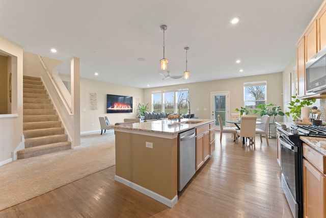 1017 Kessler Drive, Mundelein, IL 60060