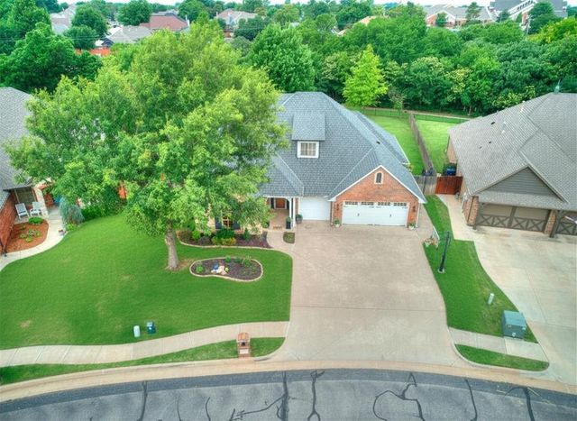 19837 Oakshire Drive, Edmond, OK 73012