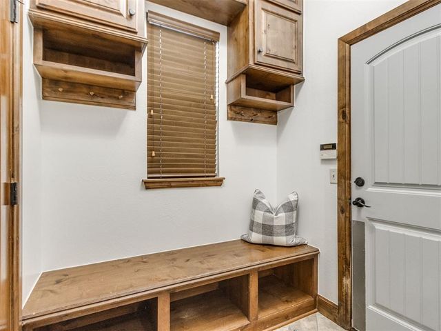 19837 Oakshire Drive, Edmond, OK 73012