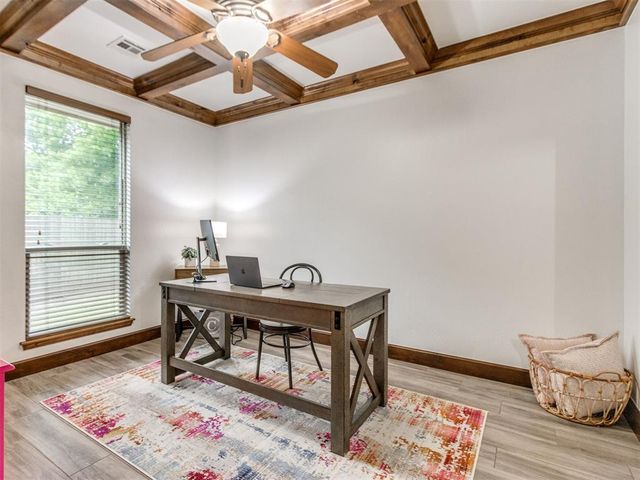19837 Oakshire Drive, Edmond, OK 73012