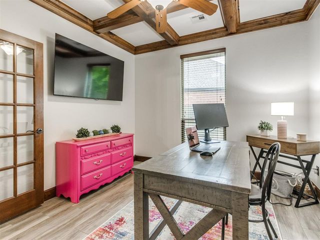 19837 Oakshire Drive, Edmond, OK 73012