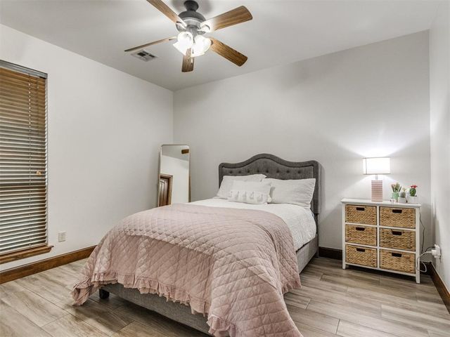 19837 Oakshire Drive, Edmond, OK 73012