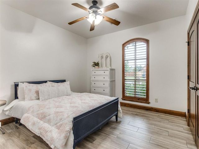 19837 Oakshire Drive, Edmond, OK 73012