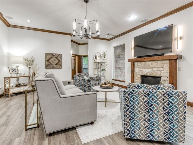 19837 Oakshire Drive, Edmond, OK 73012